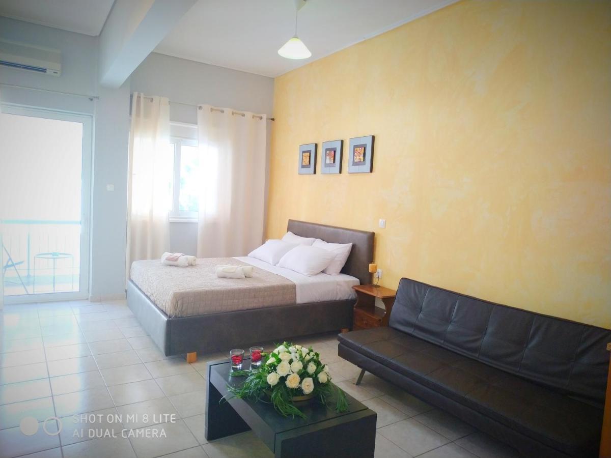 Oscar Studio Kalamata City Centre Екстер'єр фото