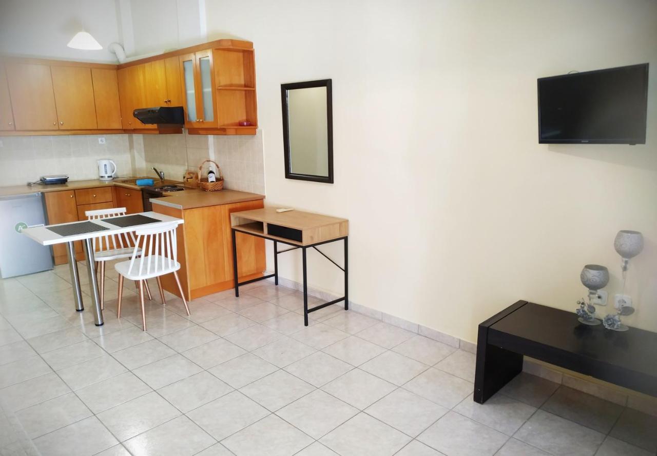 Oscar Studio Kalamata City Centre Екстер'єр фото