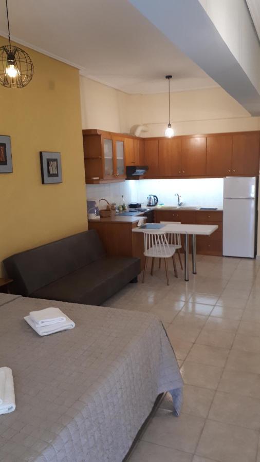 Oscar Studio Kalamata City Centre Екстер'єр фото