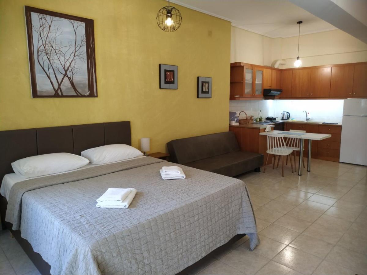 Oscar Studio Kalamata City Centre Екстер'єр фото